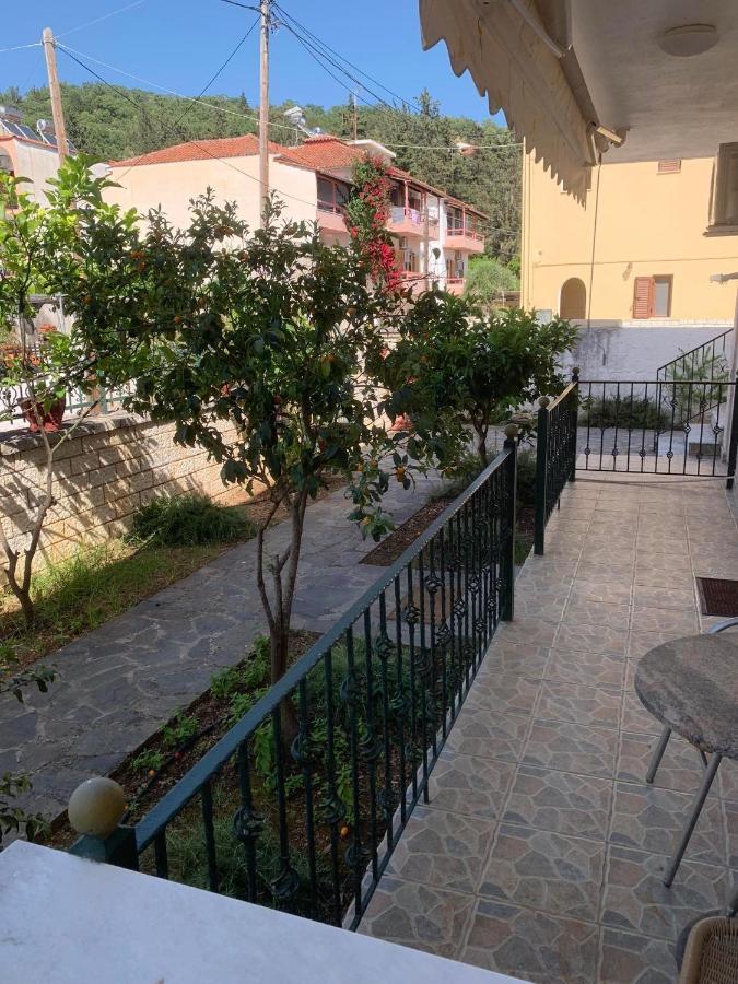 Dionysus Apartments & Studios Szívota Kültér fotó